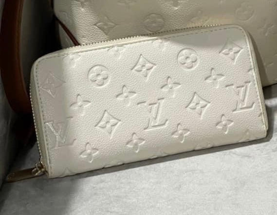 LV white wallet